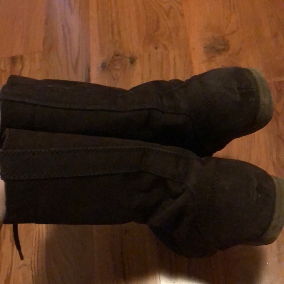 Women’s Brown Boots - Picture 4 of 5